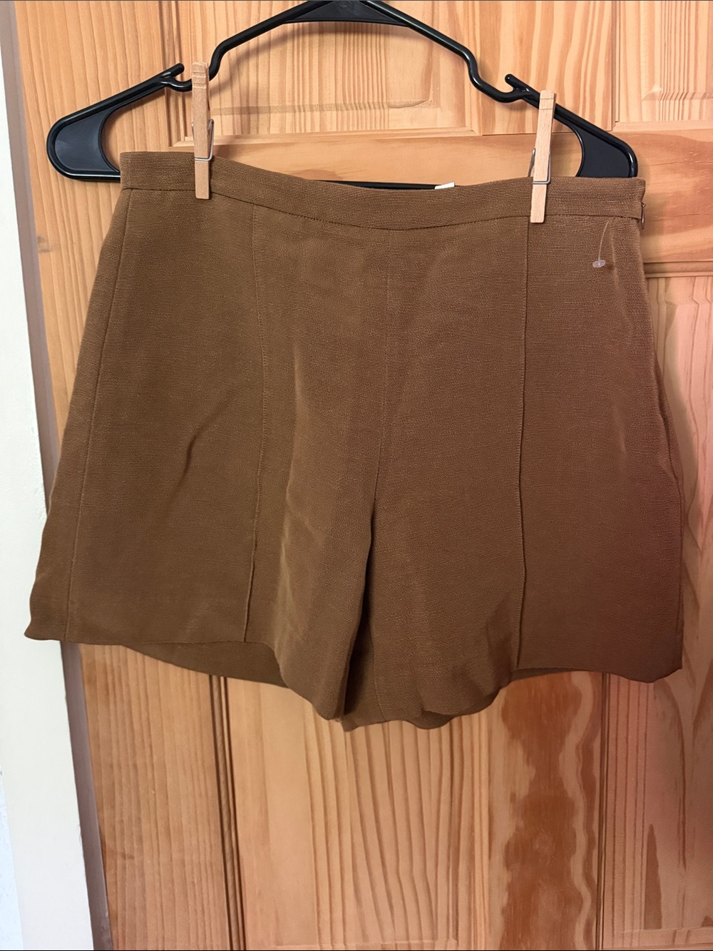 Vince Women's Brown High-Waist Tailored Shorts